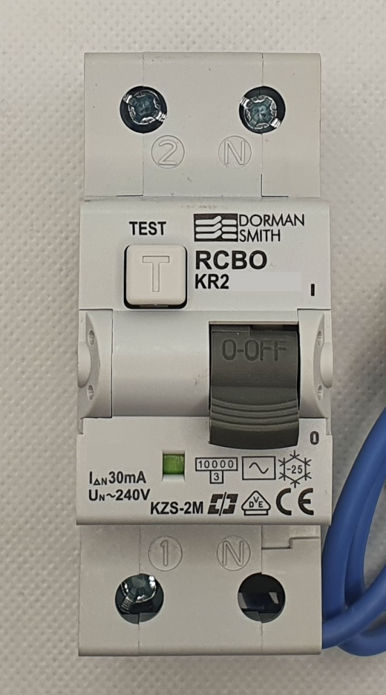 Dorman Smith RCBO KR1PC1030A (10A, 30mA, Typ C) – Neuwertig Dorman Smith RCBO KR1PC1030A (10A, 30mA, Typ C) – Neuwertig