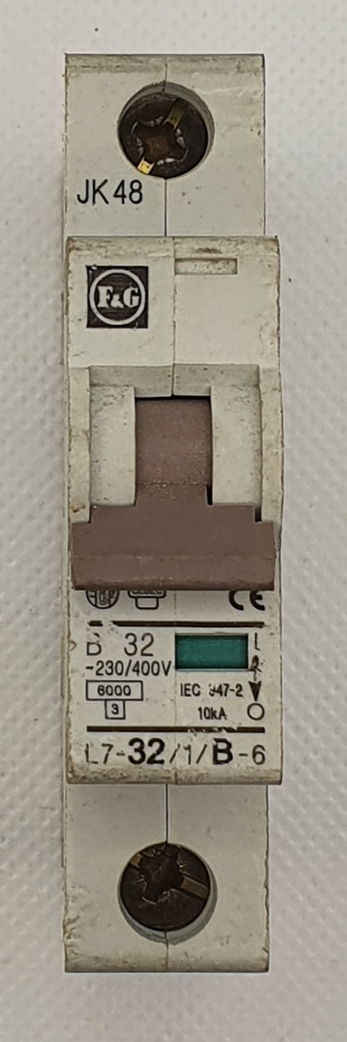 1P 32A 6Ka TYPE B MCB F&G 1P 32A 6Ka TYPE B MCB F&G